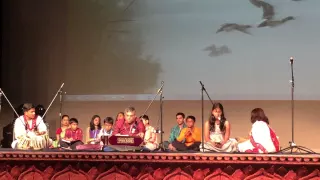 Sonalli performing "Sariba ki ae nishi go"