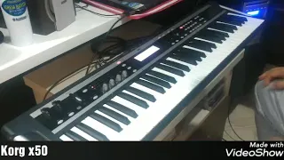 Korg x50 mostrando  alguns timbres salvos no modo  favoritos