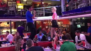 American Pie at Ellen's Stardust Diner