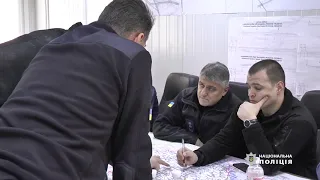 За дві доби поліцейські вивільнили близько 650 автомобілів зі снігових заметів