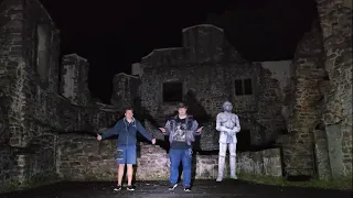 Burg Schwarzenfels Burgruine in der Rhön nachts zur Geisterstunde unterwegs auf der Burgruine