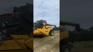 newholland cr8.90