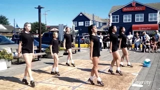 Leprechauns Dance - Irish Jig Dancing Girls [Celtic Ireland Folk Epic Music]