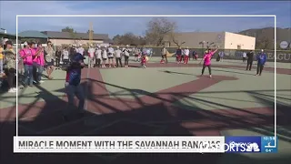 Savannah Bananas part of miracle moment at the Miracle League of Arizona