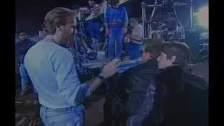 T2 3 D Battle Across Time 1996 Making Of 2000 23