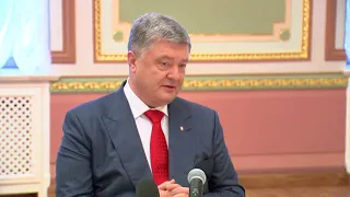 Президент: Рішення про надання Томосу про автокефалію УПЦ має бути ухвалене за всіма канонами