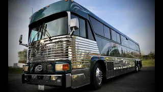 WOW!! Check it out!! 1969 MCI MC7 Bus Conversion :)