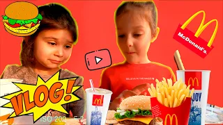 Tipuri de clienti la McDonald's. AM DESCHIS usa la McDonalds! CEL MAI GUSTOS HAMBURGER. Video Copii🍔