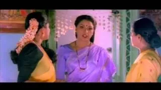 Dayadi Movie Scenes - Ashalatha helping Charanraj's sister to ran away from home