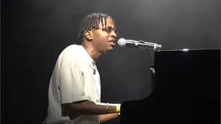 Yamê - Bécane (Live piano/voix) Paris, La Cigale - MaMA Festival 2023