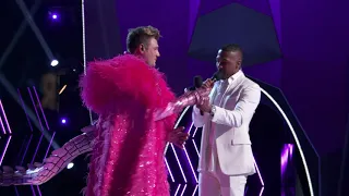 Nick Carter Performs As The Crocodile Unmasked on The Masked Singer