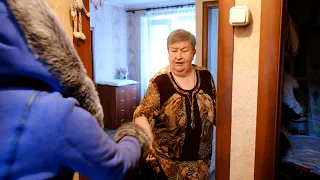Челябинск: волонтеры проекта  «Добродомик» помогают одиноким пенсионерам