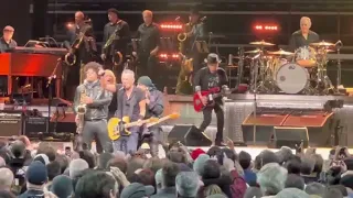 Rosalita (Come Out Tonight)-Bruce Springsteen (27-2-2023 Climate Pledge Arena,Seattle) Audio Oficial
