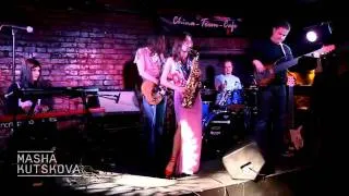 Masha Kutskova - Weather Change (Live @ China Town Cafe).flv