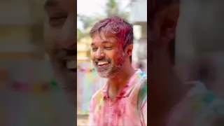 shreya ghoshal celebrating holi with family n friends