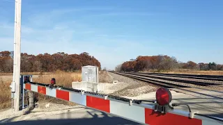 SPEED!!!!!!!!!! WB BNSF HOTSHOT flying 70 mph on Chillicothe Sub