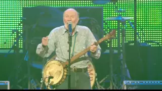 Pete Seeger  - If I Had A Hammer (The Hammer Song) (Live at Farm Aid 2013)