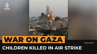 Video captures moment of deadly Israeli air strike on Gaza refugee camp | AJ #Shorts