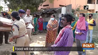 Police distributes meals to attendants at Tripura hospital during lockdown