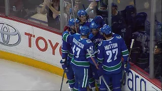 10/07/17 Condensed Game: Oilers @ Canucks