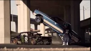 ‪[HOONIGAN] KEN BLOCK'S GYMKHANA SEVEN: WILD IN THE STREETS OF LOS ANGELES‬‏ - YouTube