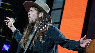Lukas Nelson & Promise of the Real - Carry On/Questions (Live at Farm Aid 2019)