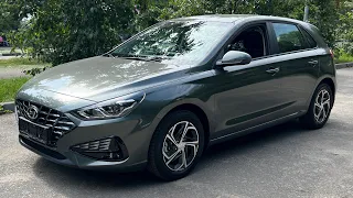 Новый Hyundai i30 1.5i - 110лс, АКПП, цена 2.400.000 рублей.