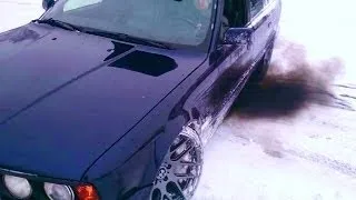 Snow drift, diesel smoke - BMW 525 TDS