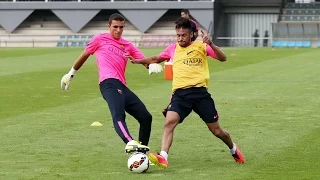 Neymar's first training session 11/08/2014