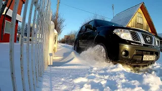 Pathfinder R51 едет по снегу