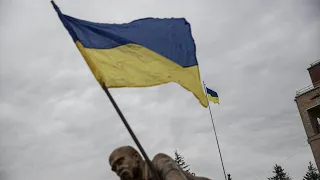 Recently liberated Ukrainian towns begin to recover after months of Russian occupation