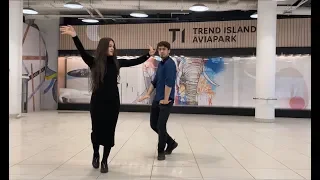 Обалденная Чеченская Песня Ловзар Рам Бам Бео В Москве 2020 Девушка Танцует Как Парень ALISHKA