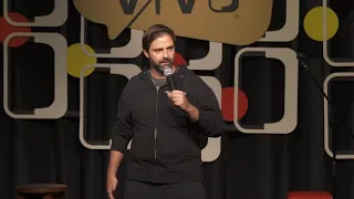 Fábio Rabin - Bolsonaro, Tanques de Guerra e o Rei do Gado - Trechos Stand Up Comedy