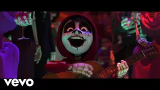 Salvatore Scire, Alexander Doering - Die Welt ist meine Familia (From "Coco")