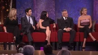 The Cast of 'Friends' Reveals Their Favorite Episodes and If They Ever Slept Together!