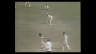 PAKISTAN v INDIA 4th TEST MATCH DAY 5 SIALKOT DECEMBER 14 1989 IMRAN KHAN TO SACHIN TENDULKAR