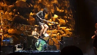 Sleater-Kinney - Let's Call It Love and Entertain (w/NYE Countdown) – Live in San Francisco