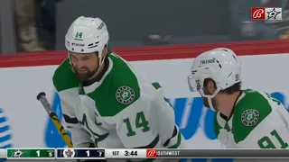 Jamie Benn gets his first of the season!