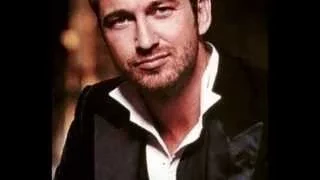 Gerard Butler....You thing I´m ...?