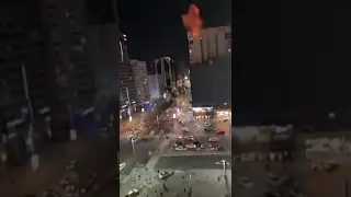 Abu Dabi'deki patlama cep telefonu kamerasıyla görüntülendi