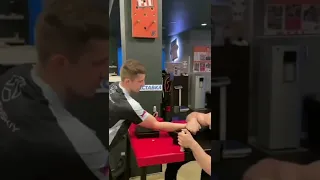 fast arm wrestling #wrestling #shorts #trending #viral #motivation