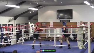 Megan Payne vs Molly Fairhead - FULL FIGHT - Guilford City Boxing Tournament (19/02/2023)