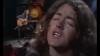 Stereo Sound Film. Rory Gallagher, RTE Studios, Dublin, Ireland, 1977.