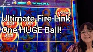 Ultimate Fire Link at NYNY, Las Vegas! One HUGE FIREBALL for the WIN!