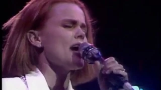 Belinda Carlisle - (We Want) The Same Thing (Official Music Video - Highest Quality)