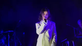 Børns - Sweet Dreams live at The Riv (January 27th, 2018)