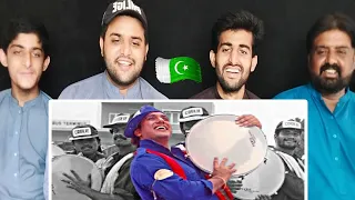 Pakistani Reaction on Coolie no 1 movie song