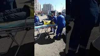 Яндекс еда курьер сбила машина на братиславской скорая