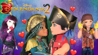 Harry Kisses Uma True Love Kiss Break The Sleeping Curse? Disney Descendants 2 Doll Episode 6