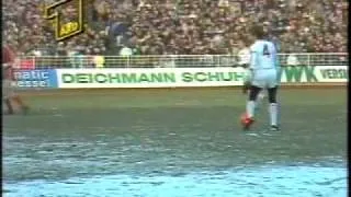 Hamburg v Bayern (1985-86) (Pt. 1)